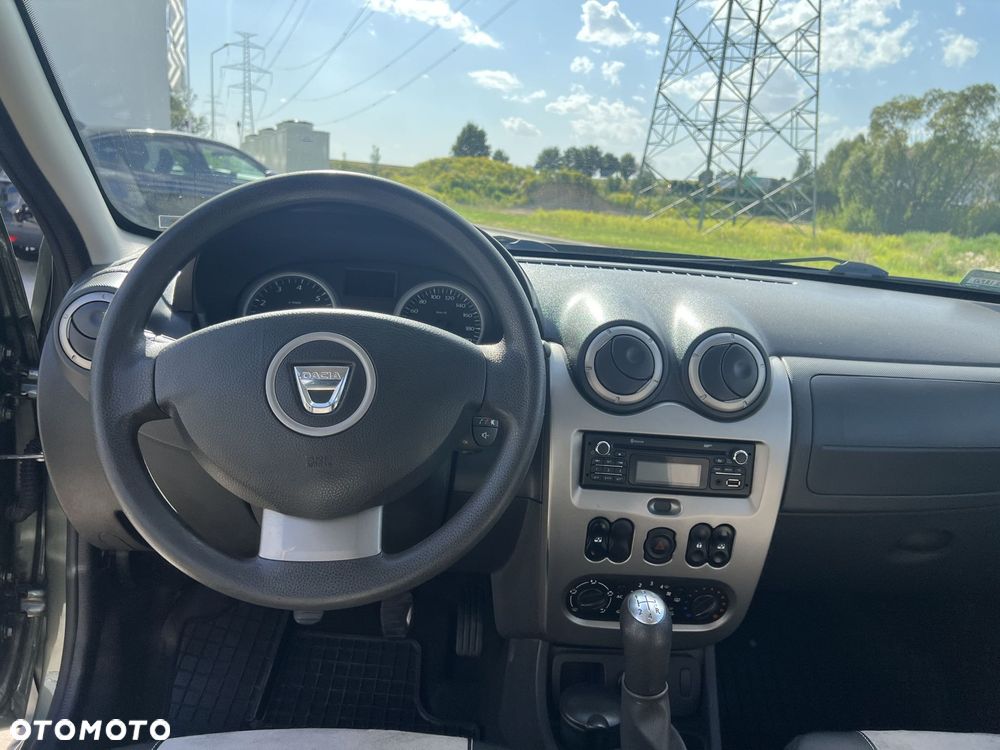 Dacia Duster 1.6 - 13