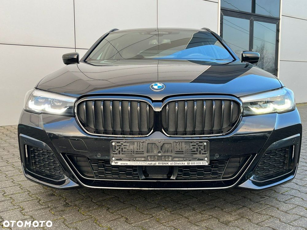 BMW Seria 5 520d xDrive M Sport Edition - 4