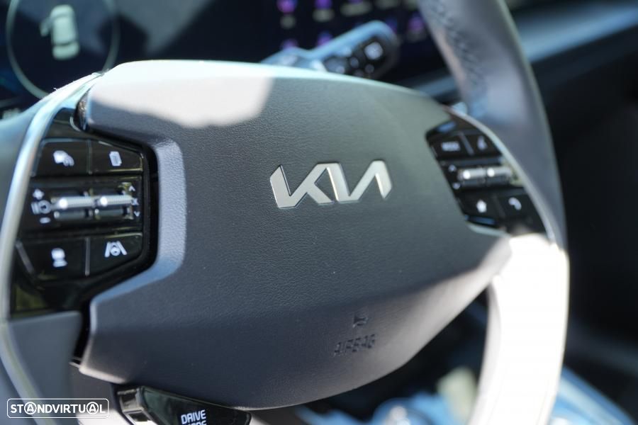 Kia Niro EV 64kWh Drive - 14