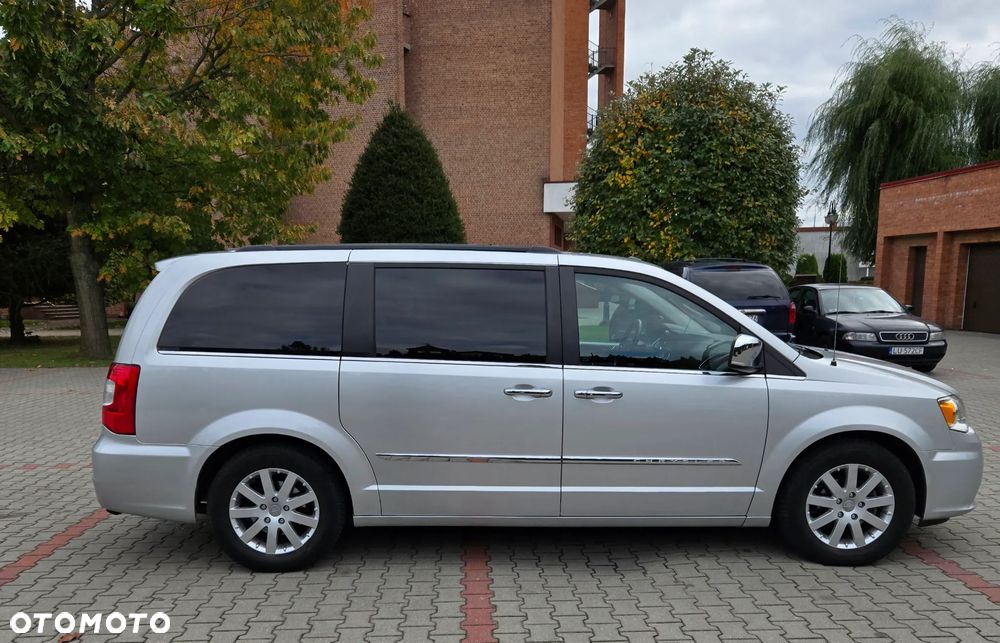 Chrysler Town & Country 3.6 Touring - 3