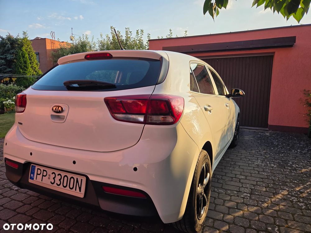 Kia Rio 1.2 M - 6