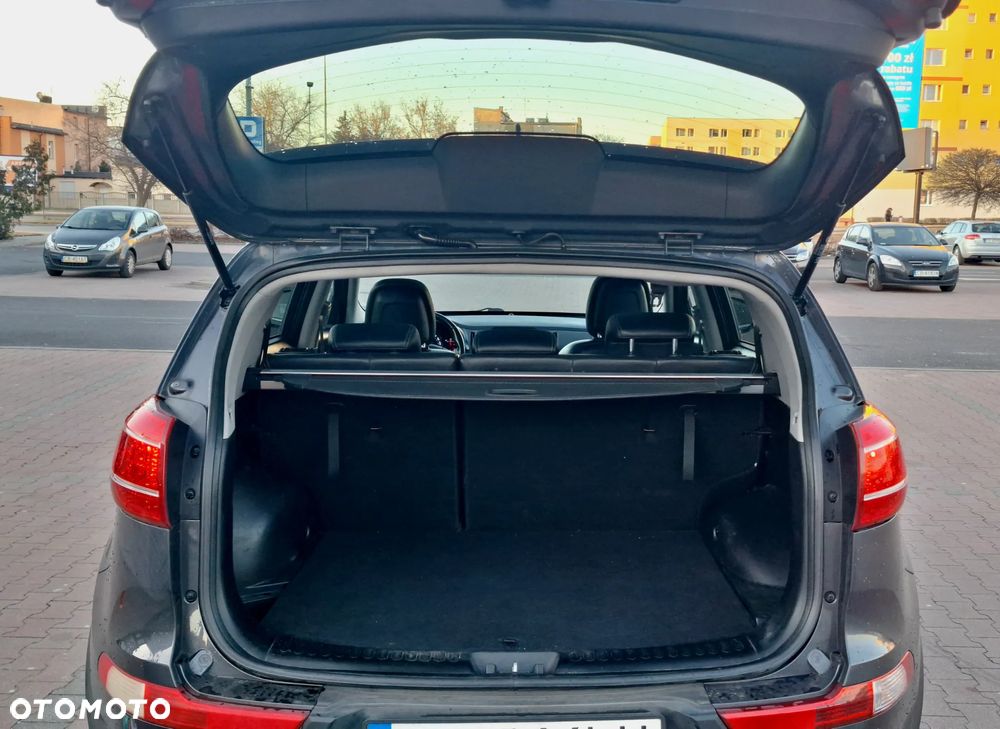 Kia Sportage 2.0 CRDI XL 2WD - 12