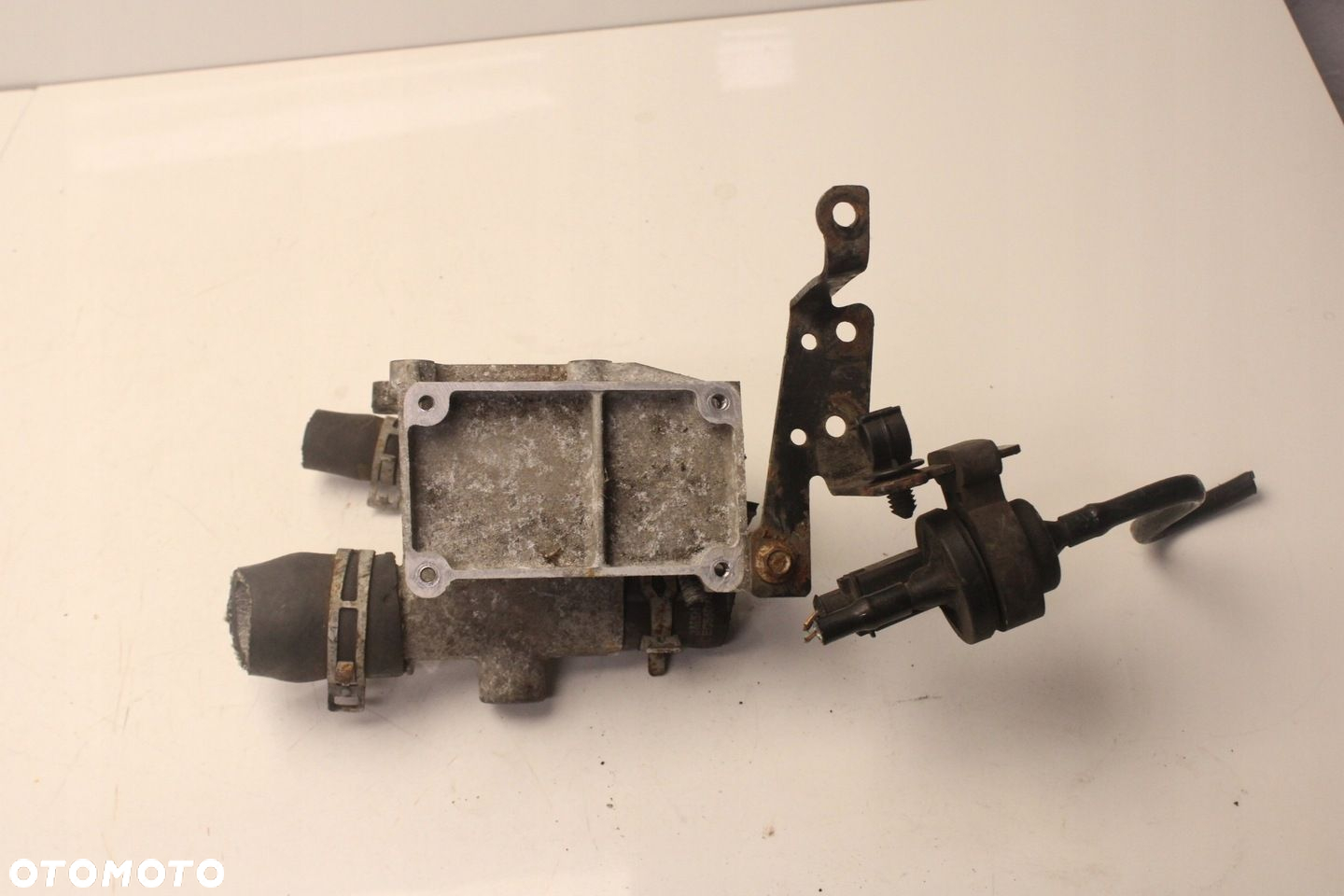 FORD C-MAX MK1 1.8 2.0 B KRÓCIEC WODY 1S7G-8K556-AJ - 2
