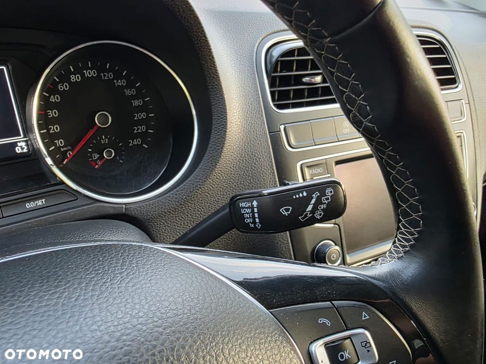 Volkswagen Polo - 10