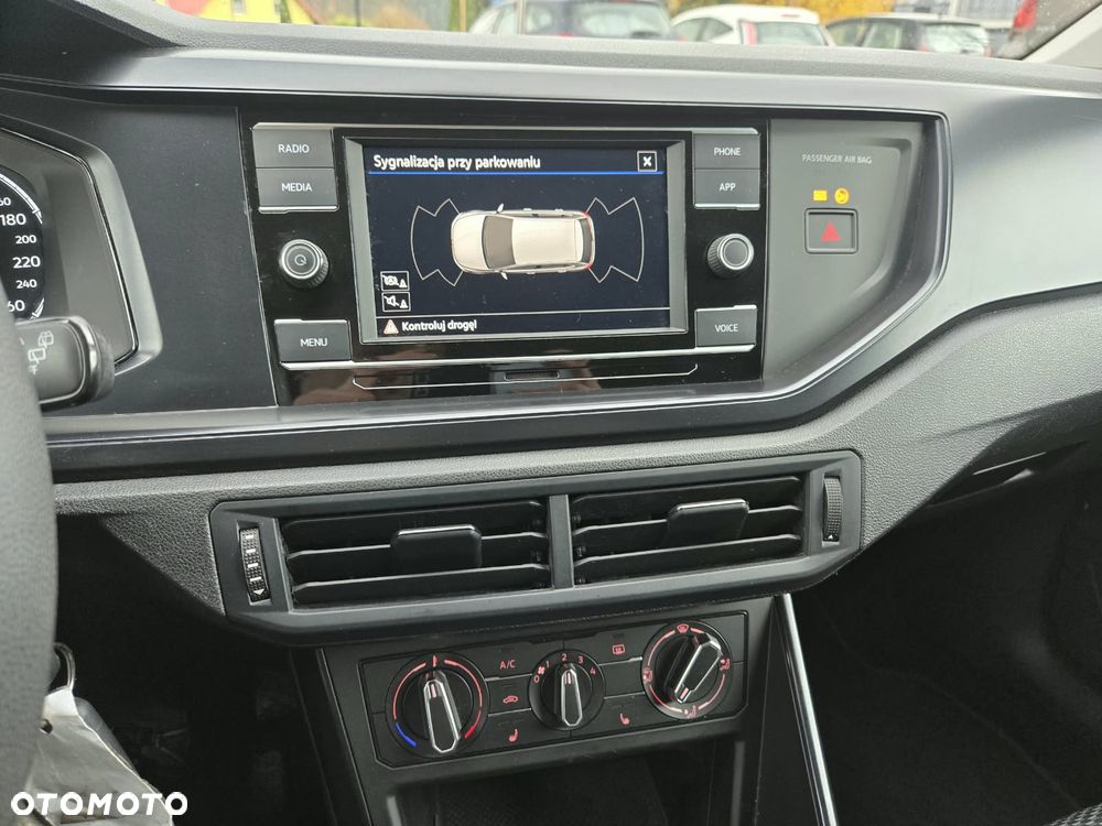 Volkswagen Polo - 9