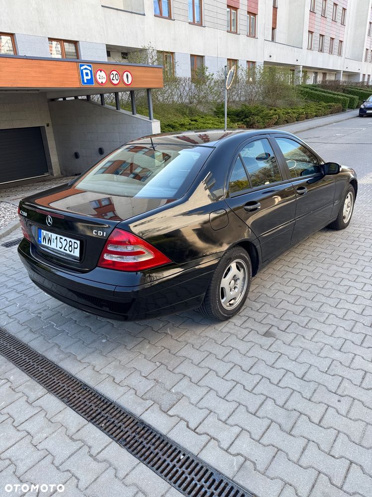 Mercedes-Benz Klasa C 200 CDI Classic - 3
