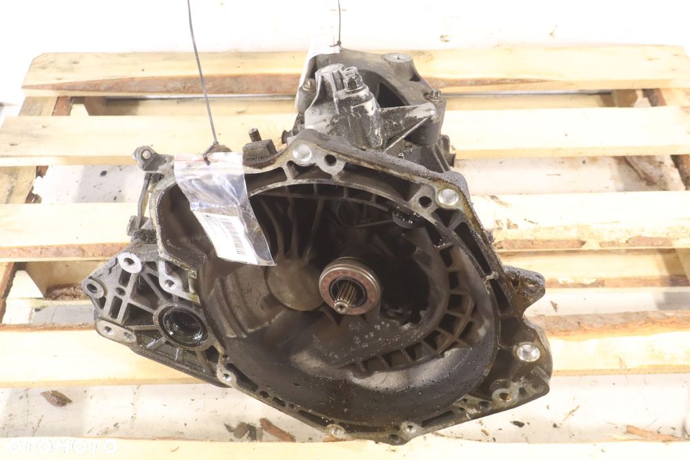 SKRZYNIA BIEGÓW 5 BIEGOWA OPEL CORSA D LIFT 1.4 55565177 - 5