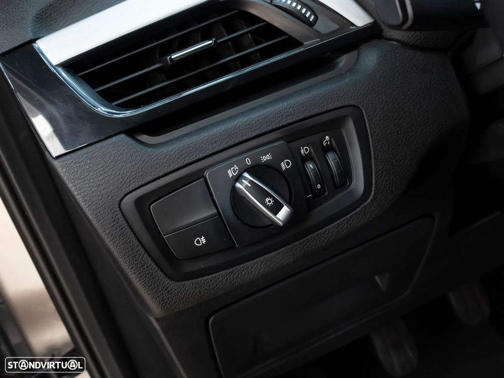 BMW X1 16 d sDrive - 22
