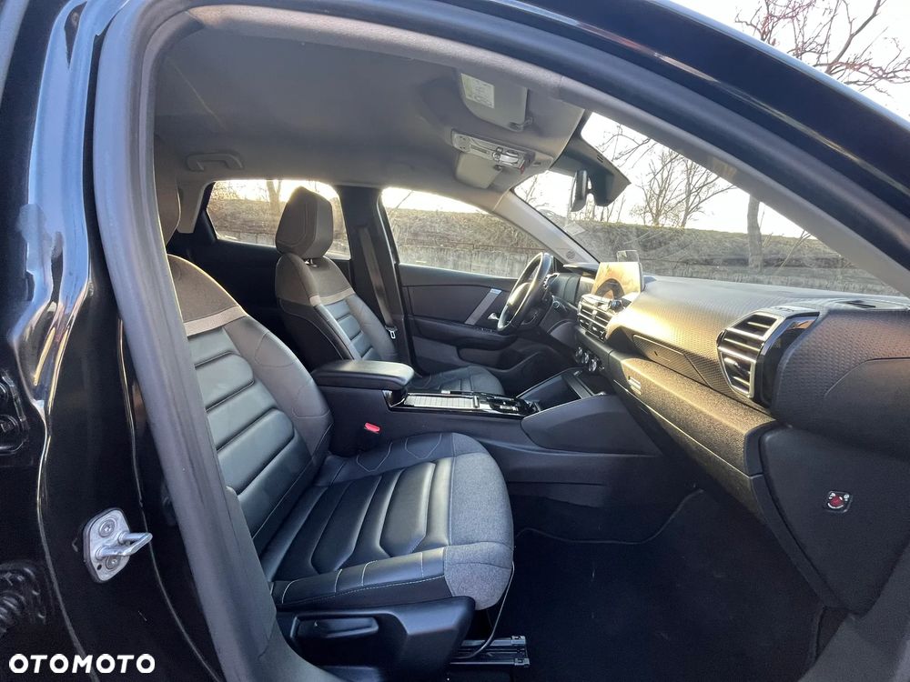 Citroën C4 PureTech 130 Stop&Start EAT8 SHINE - 22