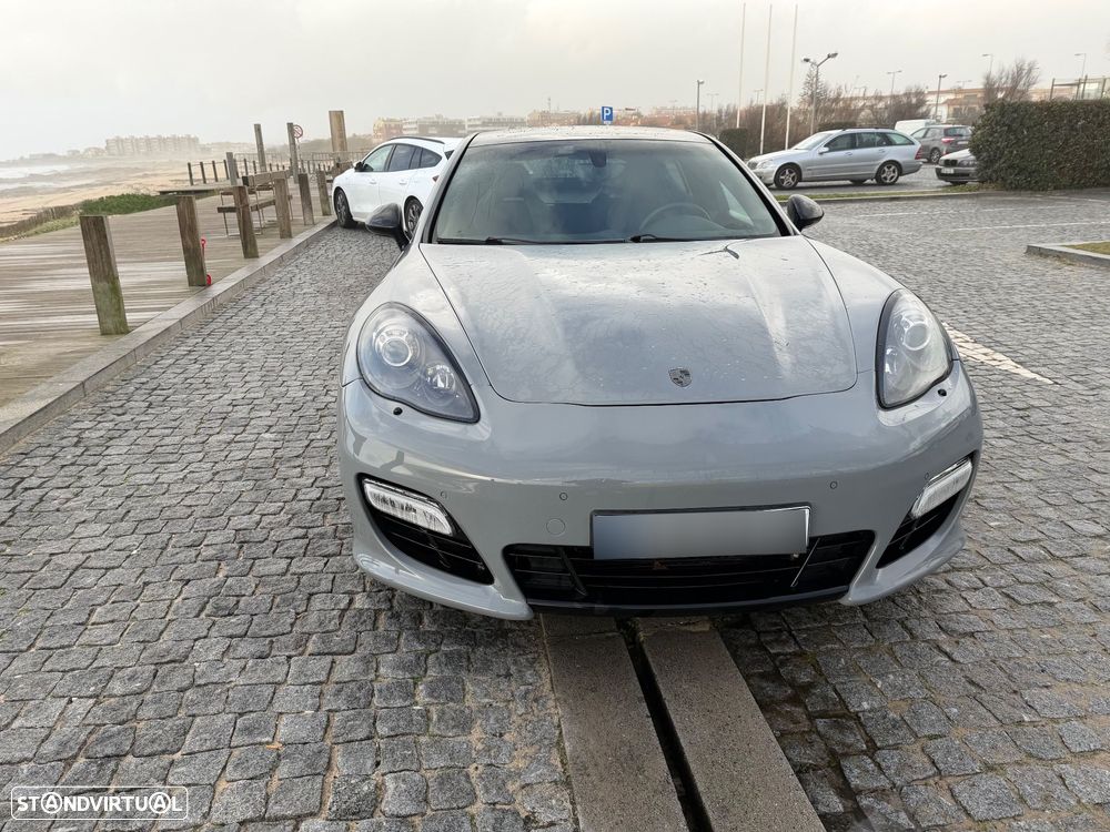 Porsche Panamera GTS PDK - 4