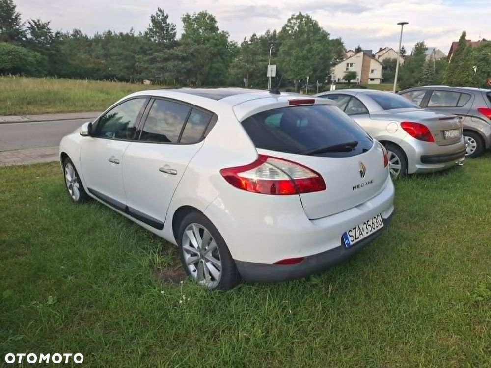 Renault Megane TCe 130 Night and Day - 4
