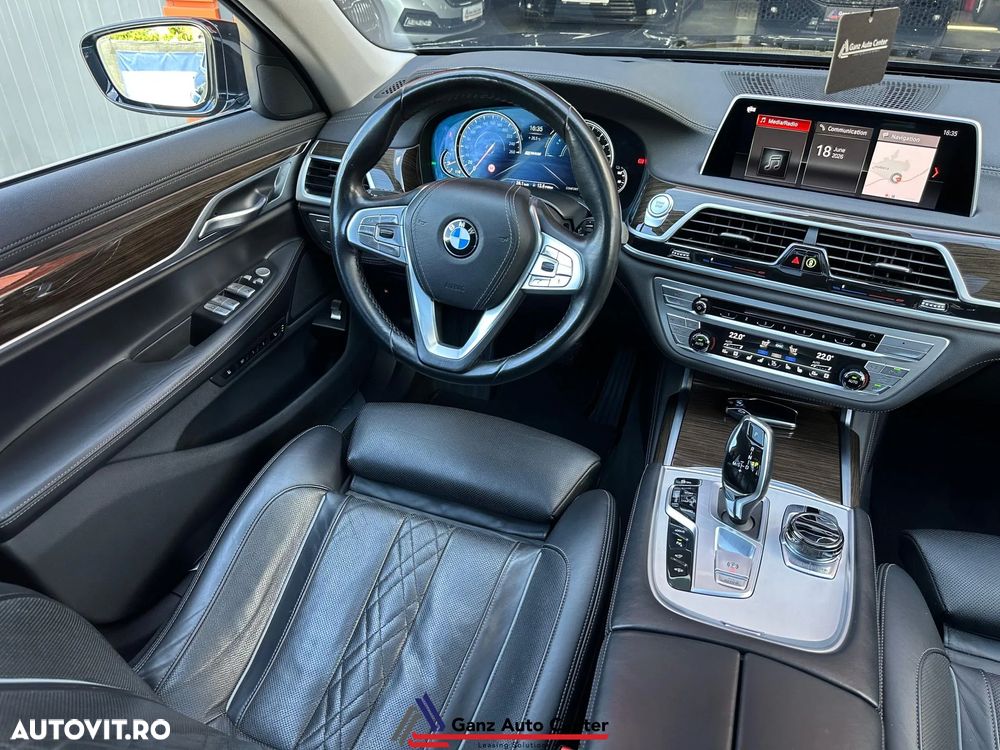 BMW Seria 7 740Le iPerformance - 10