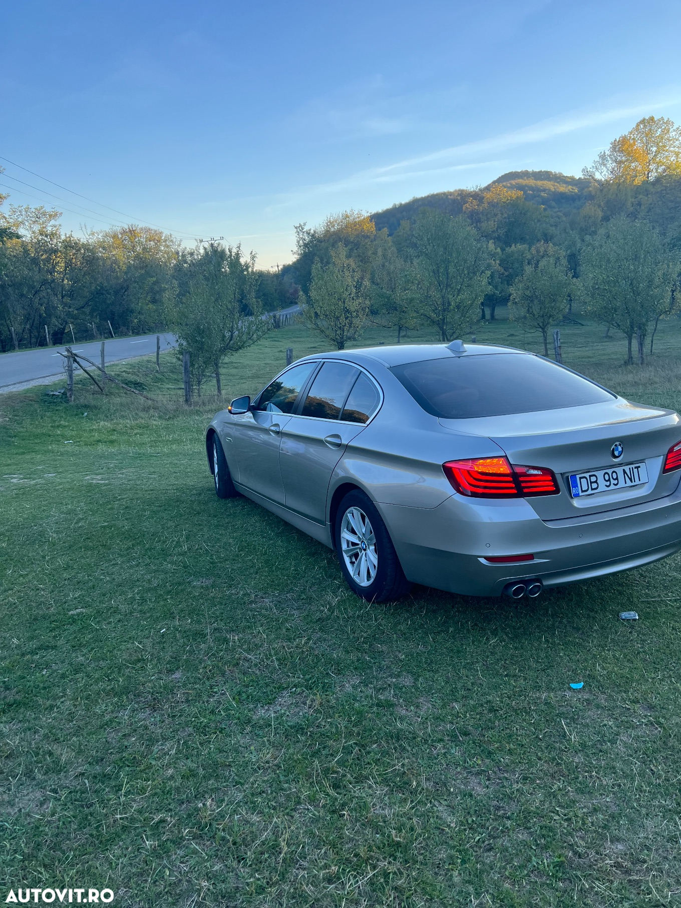 BMW Seria 5 518d Touring Aut. - 4