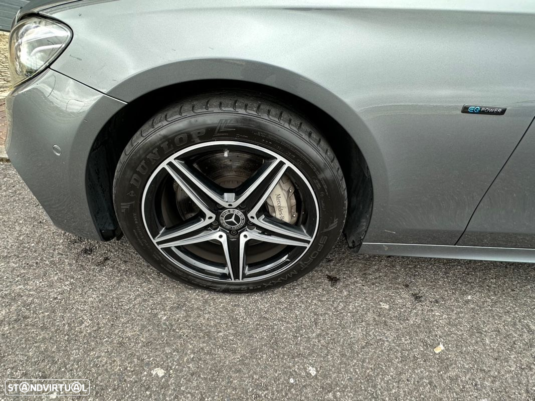 Mercedes-Benz E 300 de AMG Line - 16