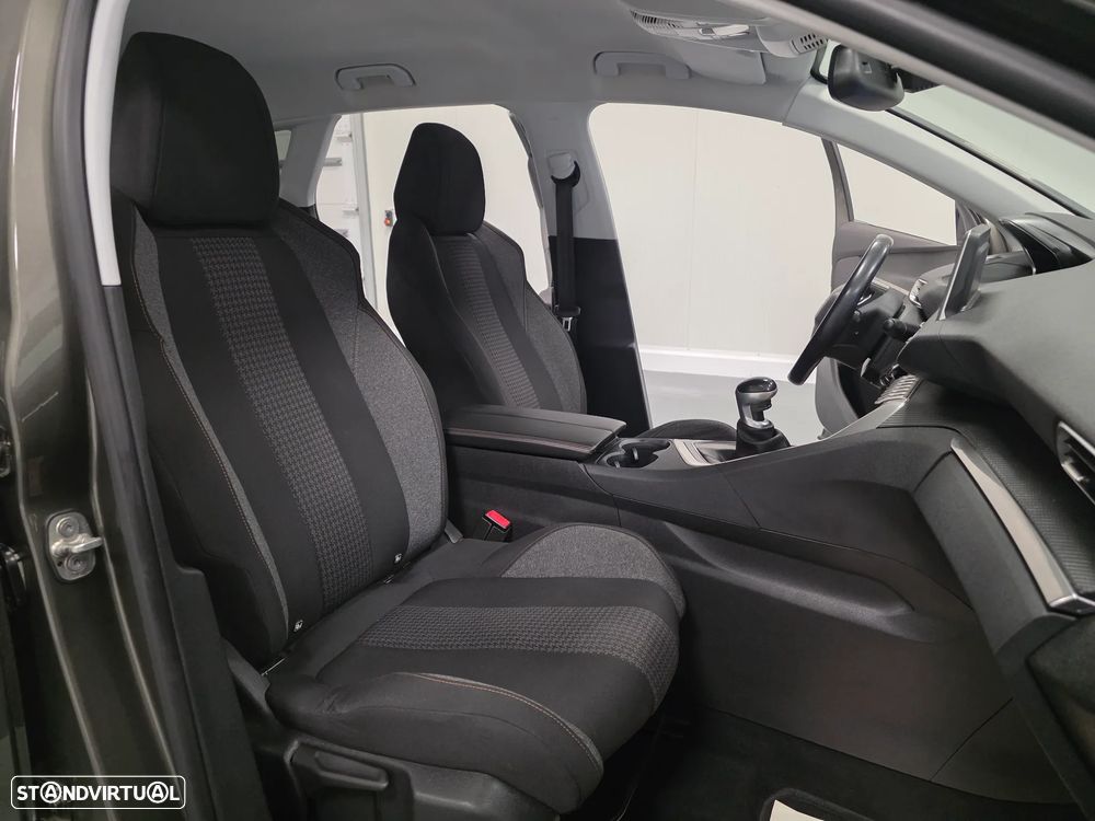 Peugeot 3008 1.5 BlueHDi Active - 42