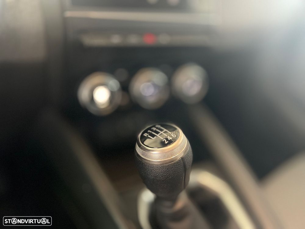 Mitsubishi Colt 1.0 MPI-T Kaiteki - 10