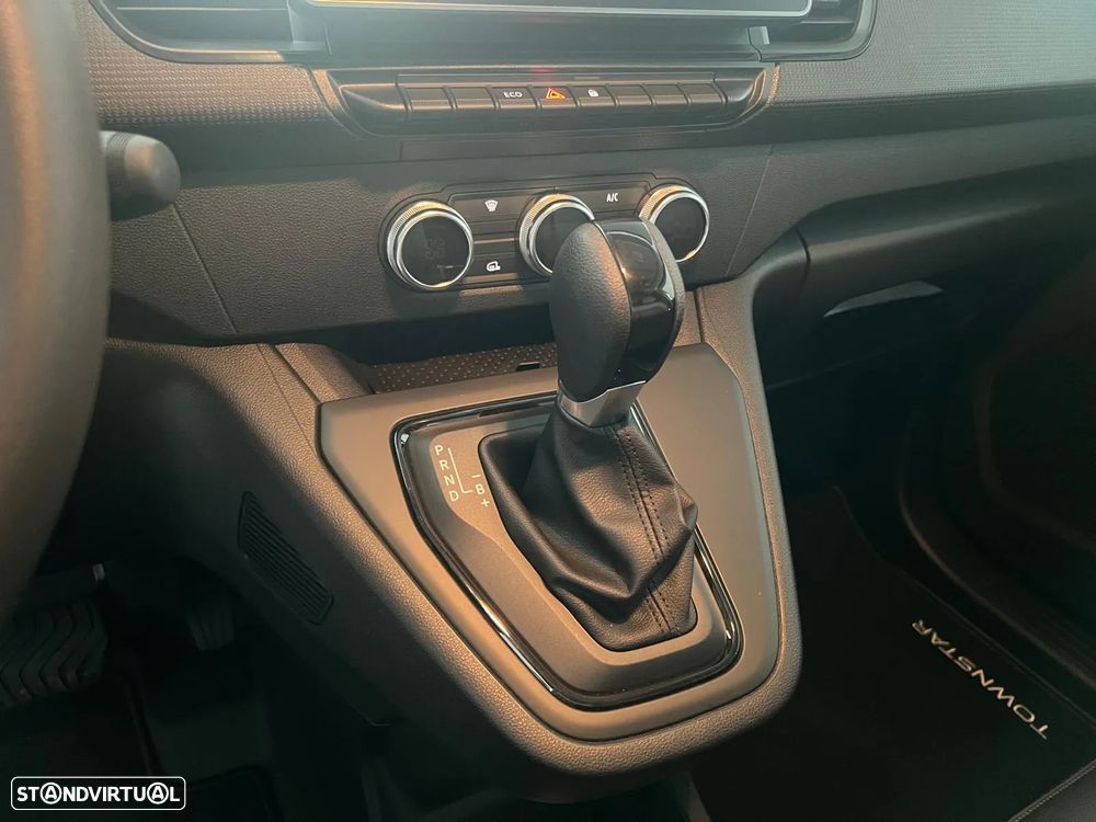 Nissan e-Townstar - 16