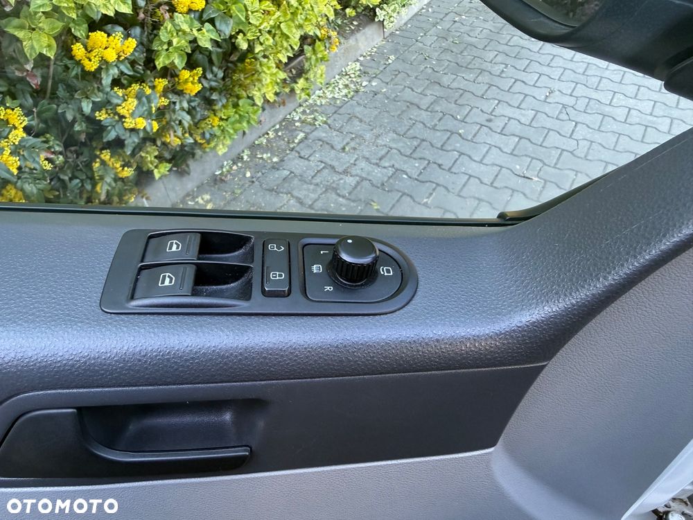 Volkswagen Caravelle L2 Comfortline Mixt 4Motion - 40