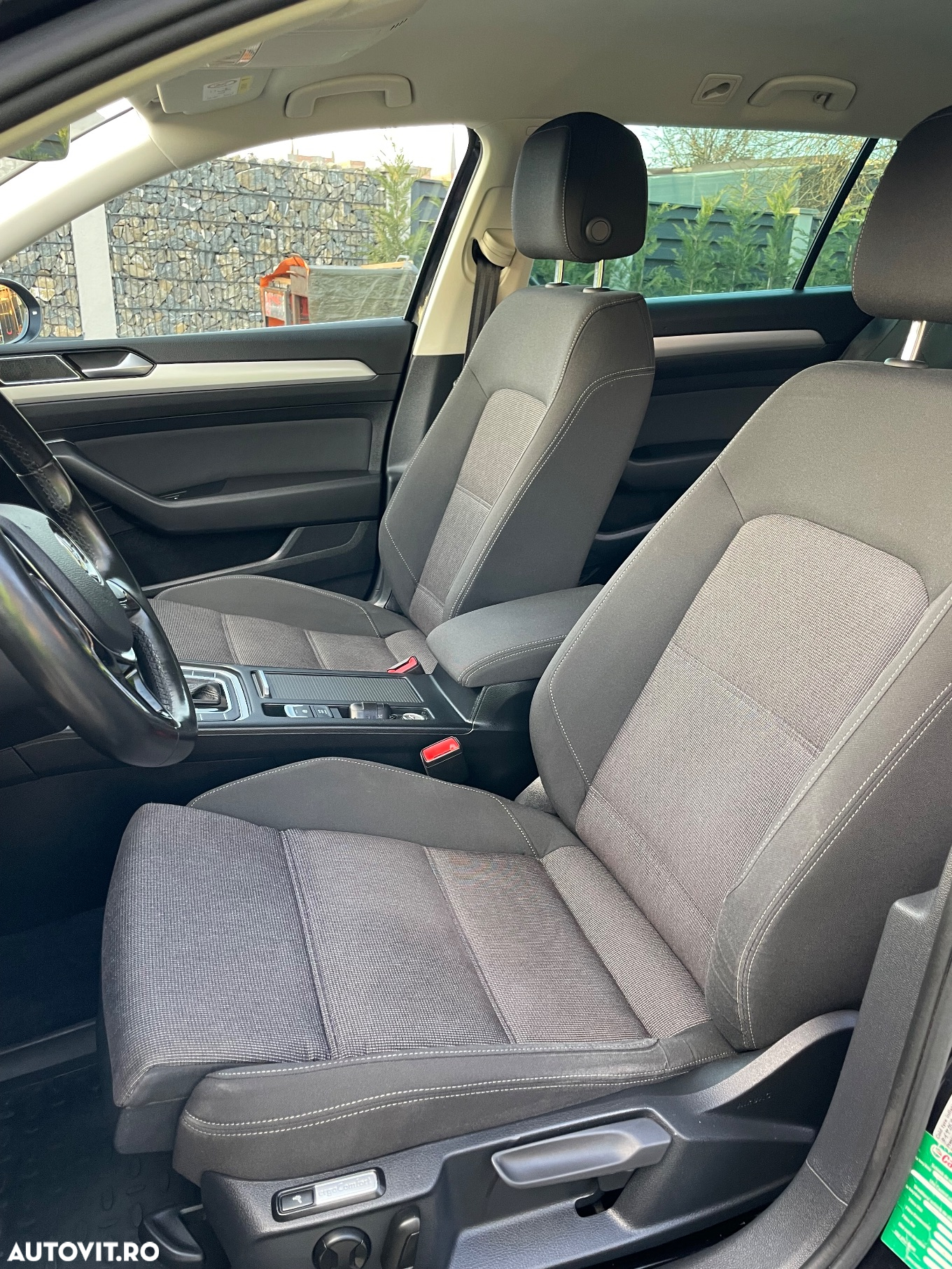 Volkswagen Passat - 10