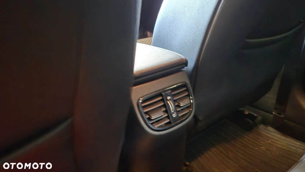 Kia XCeed 1.5 T-GDI L DCT - 10