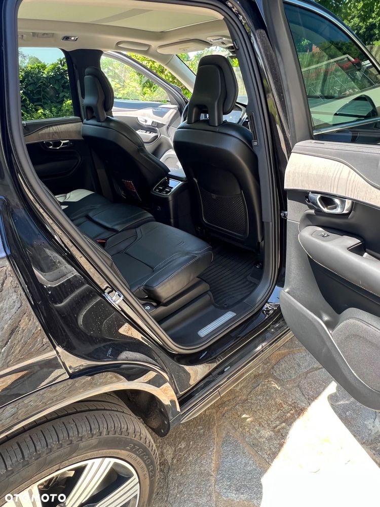 Volvo XC 90 - 9