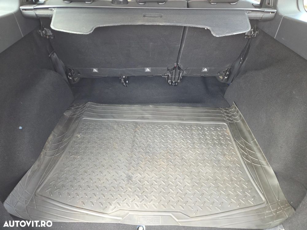 Dacia Lodgy 1.5 dCi Stepway - 5