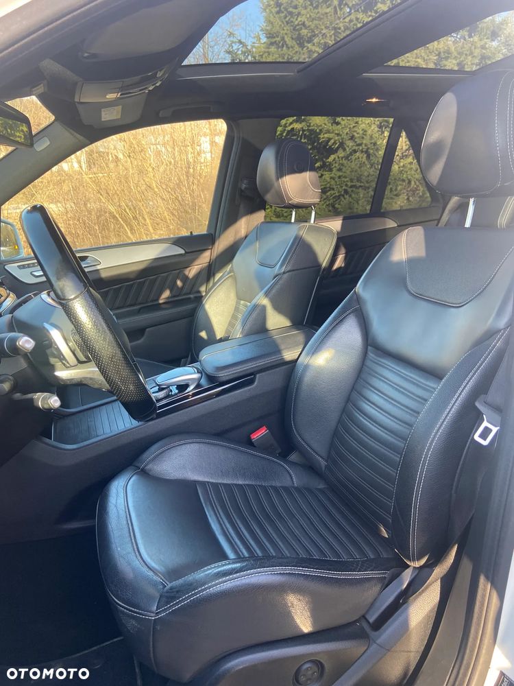 Mercedes-Benz GLE 350 d 4Matic 9G-TRONIC AMG Line - 15