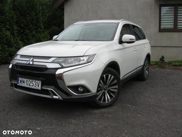 Mitsubishi Outlander 2.0 Intense + Navi 4WD CVT - 8