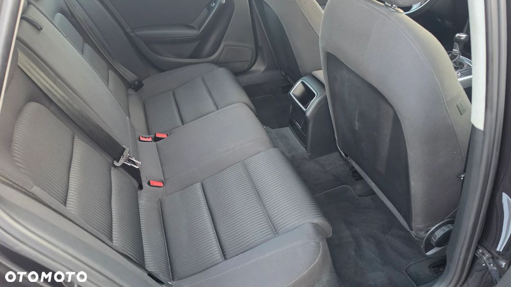 Audi A4 Limousine - 9