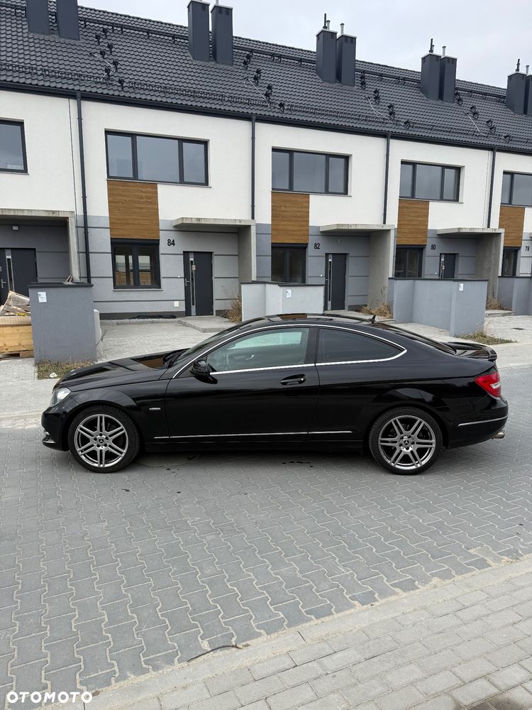 Mercedes-Benz Klasa C 180 BlueEFFICIENCY - 3