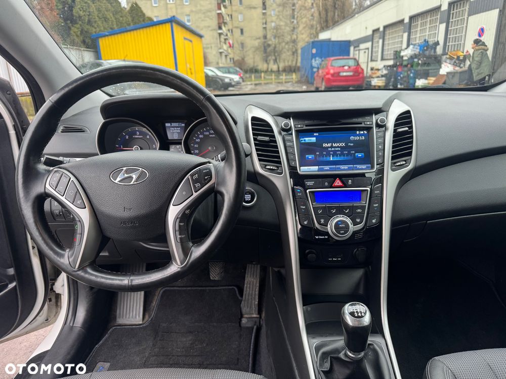 Hyundai i30 1.6 CRDi Fifa World Cup Edition - 7