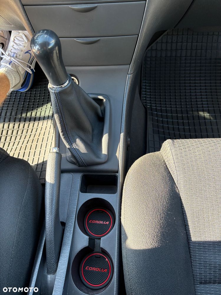 Toyota Corolla 1.6 VVT-i Sol (air6) - 9