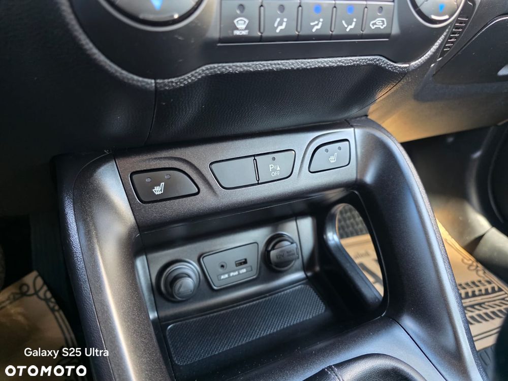Hyundai ix35 1.7 CRDi 2WD Fifa World Cup Edition - 27