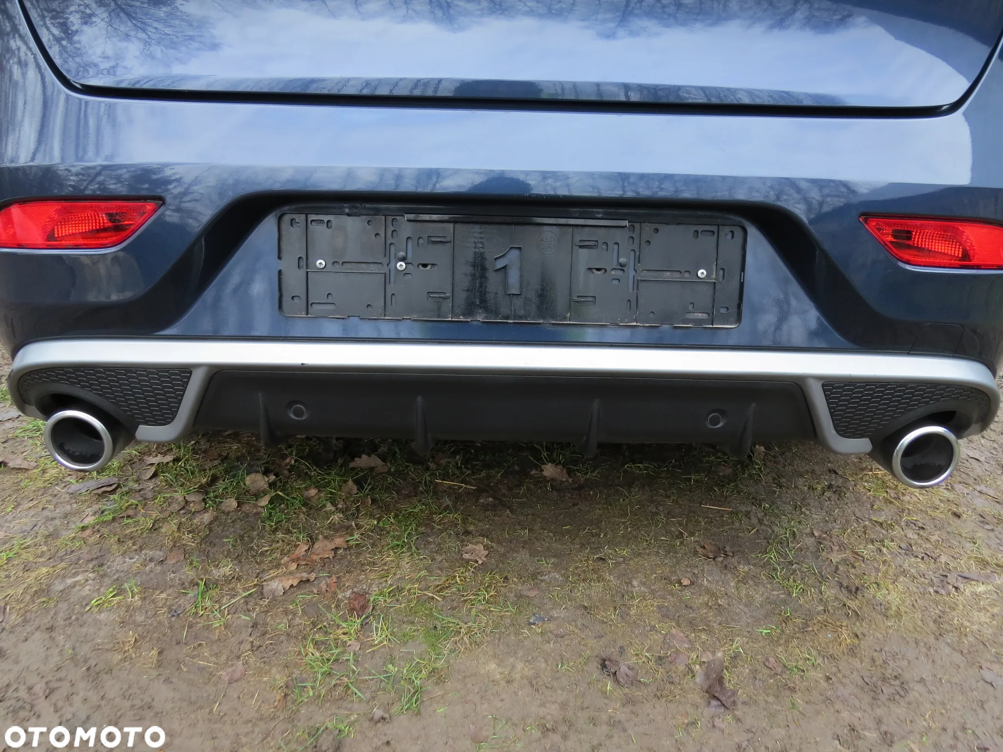 ZDERZAK TYŁ TYLNY R-DESIGN PDC CZUJNIKI 498-46 VOLVO V40 II - 4
