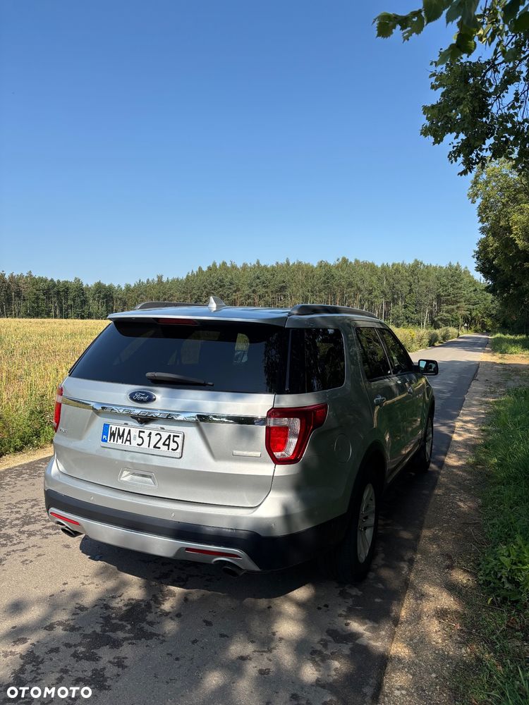 Ford Explorer - 6