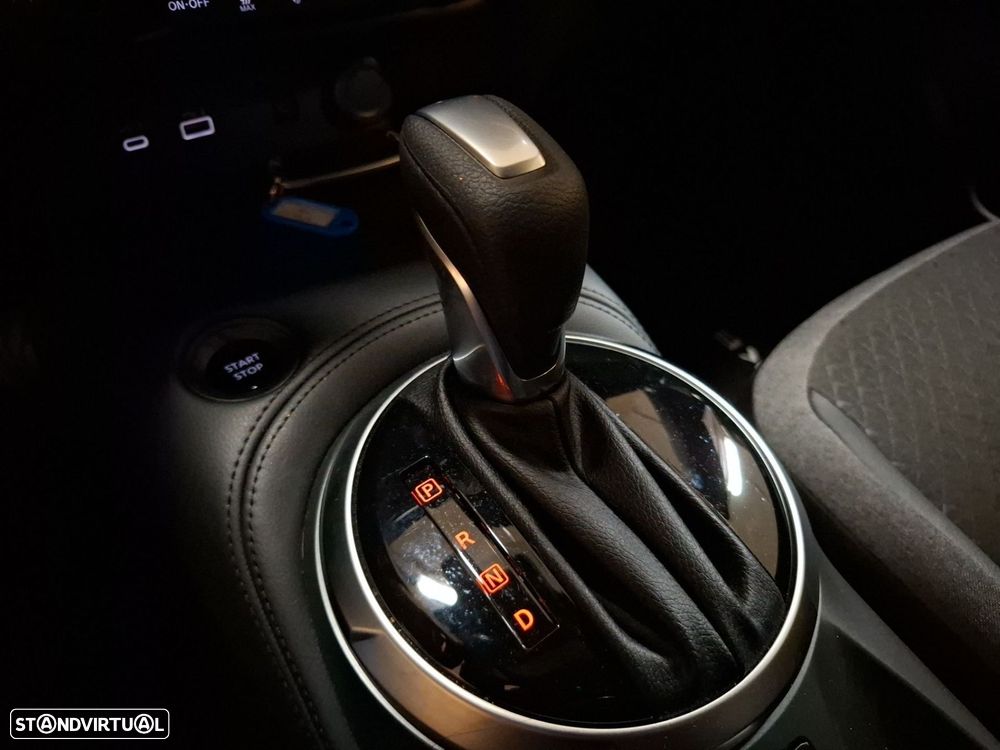 Nissan Juke 1.6 Hybrid N-Connecta Two Tone - 11