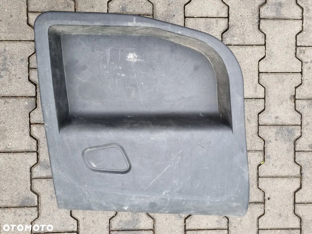 BOCZEK PAKI LEWY OPEL COMBO D FIAT DOBLO 3 III 11-19r. - 1
