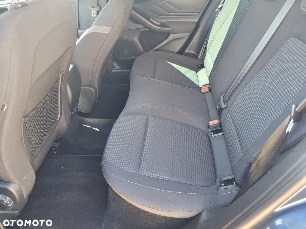 Ford Focus - 12