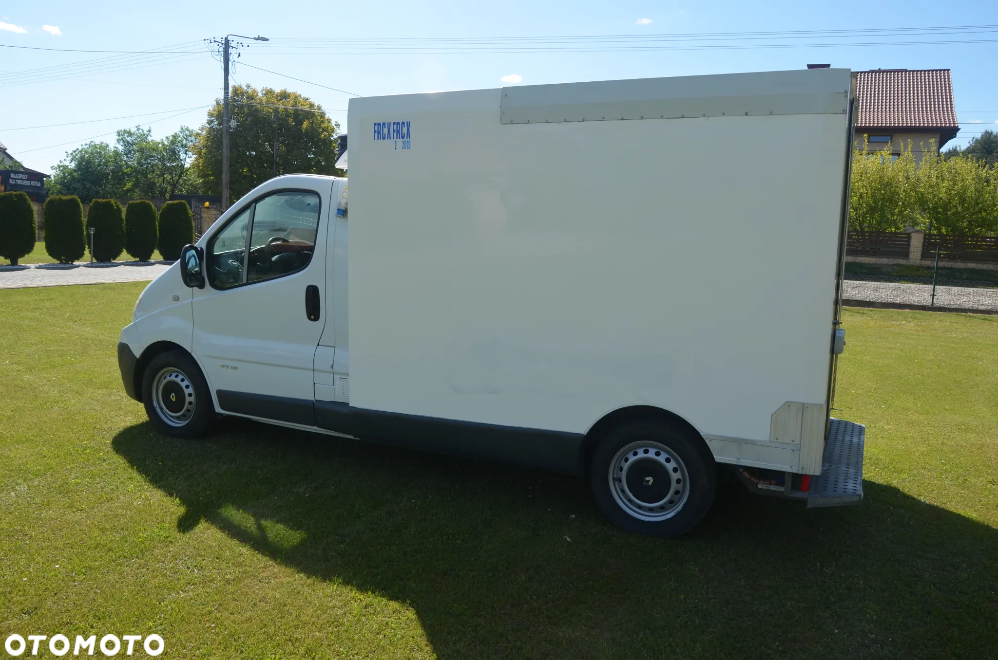 Renault Trafic - 12