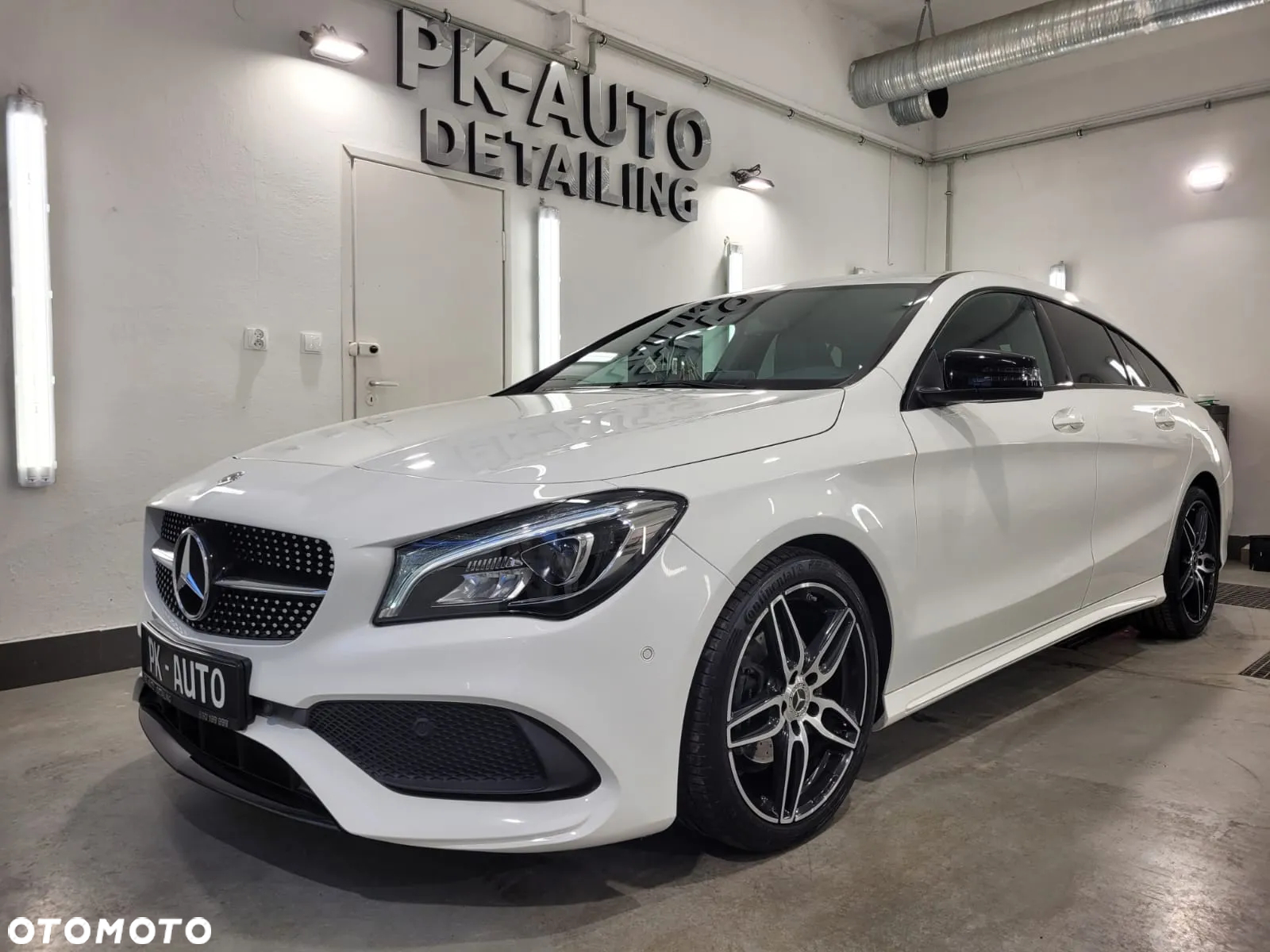 Mercedes-Benz CLA Shooting Brake 200 7G-DCT AMG Line - 11