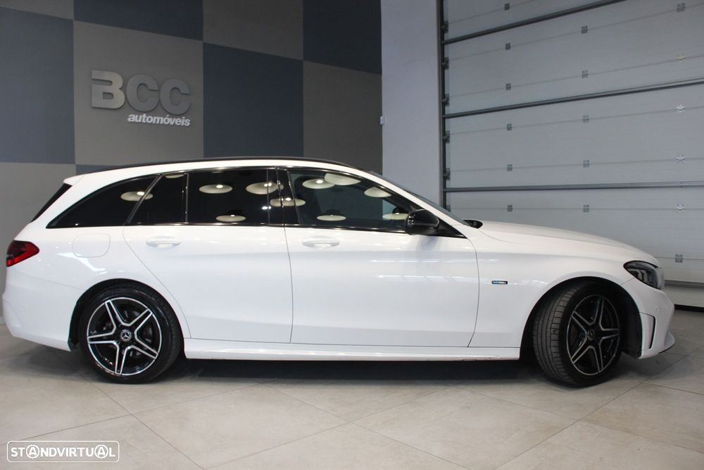 Mercedes-Benz C 300 de AMG Line - 3