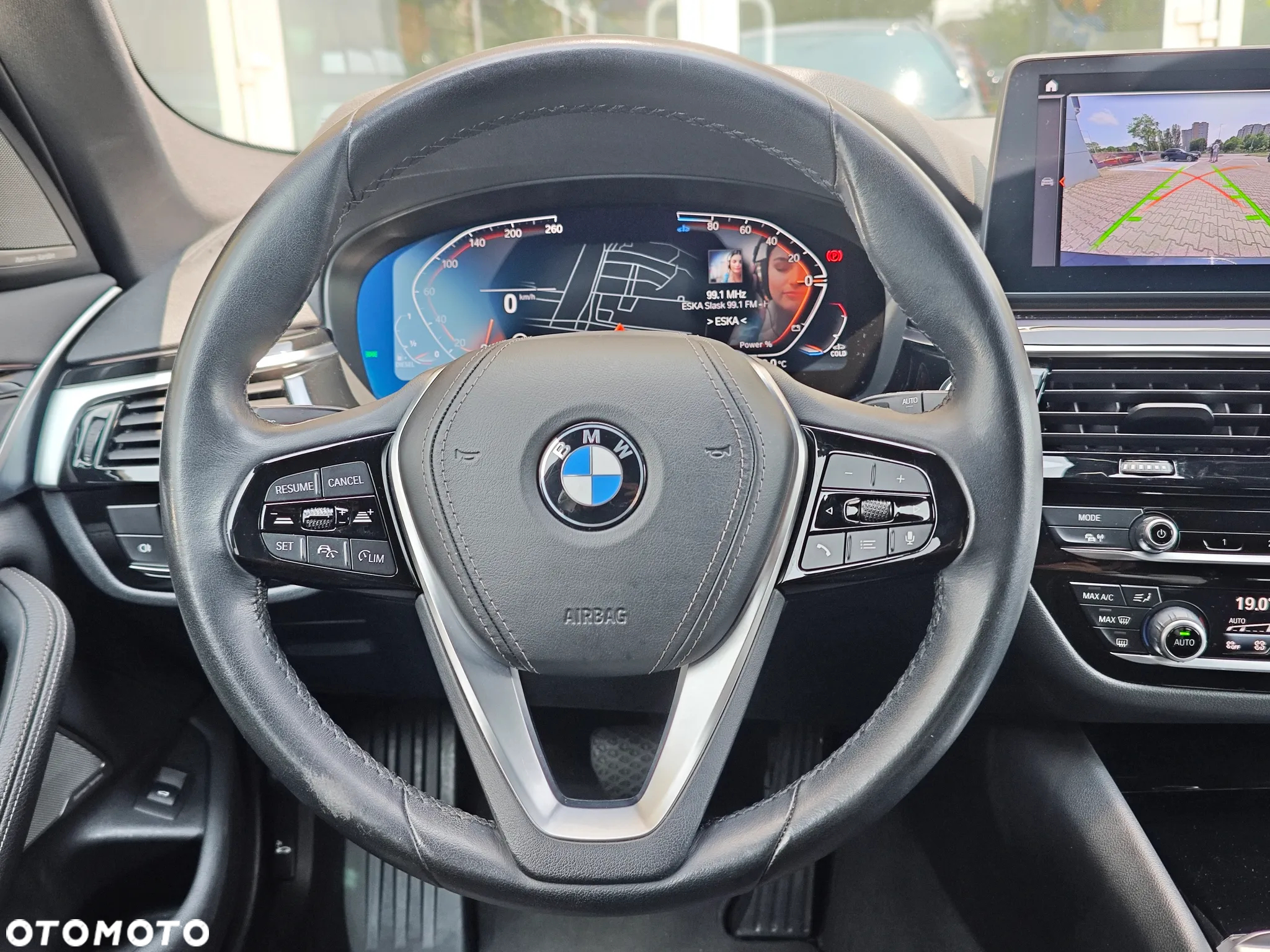 BMW Seria 5 520d xDrive mHEV Luxury Line sport - 24