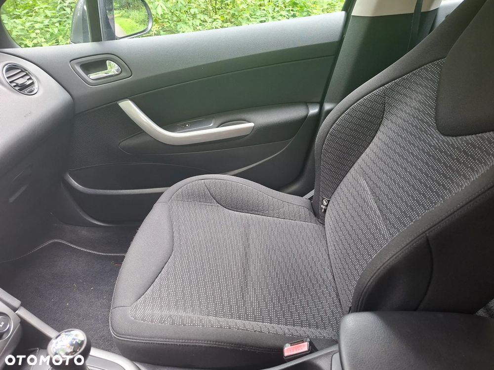 Peugeot 308 1.6 Trendy - 11