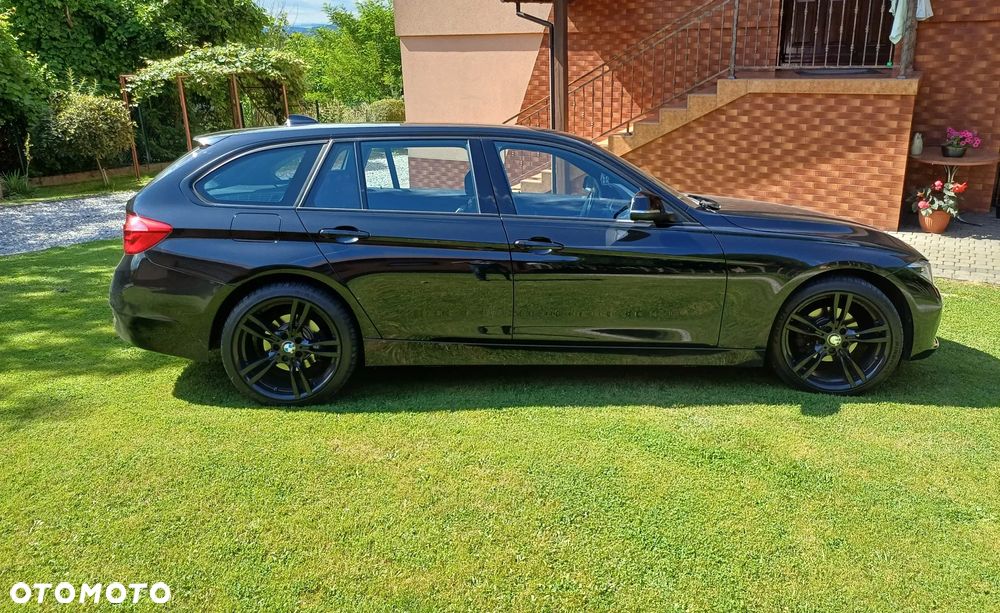 BMW Seria 3 318d - 3
