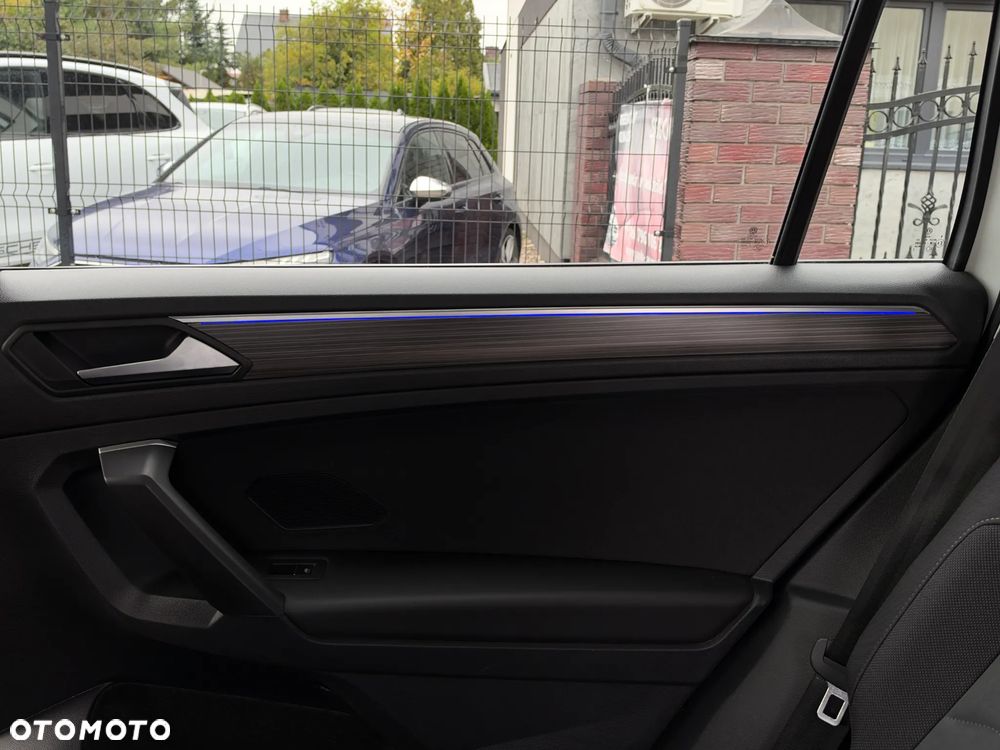 Volkswagen Tiguan Allspace 2.0 TDI Elegance DSG - 31