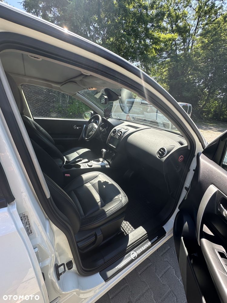 Nissan Qashqai 2.0 dCi 4x4 Tekna - 8