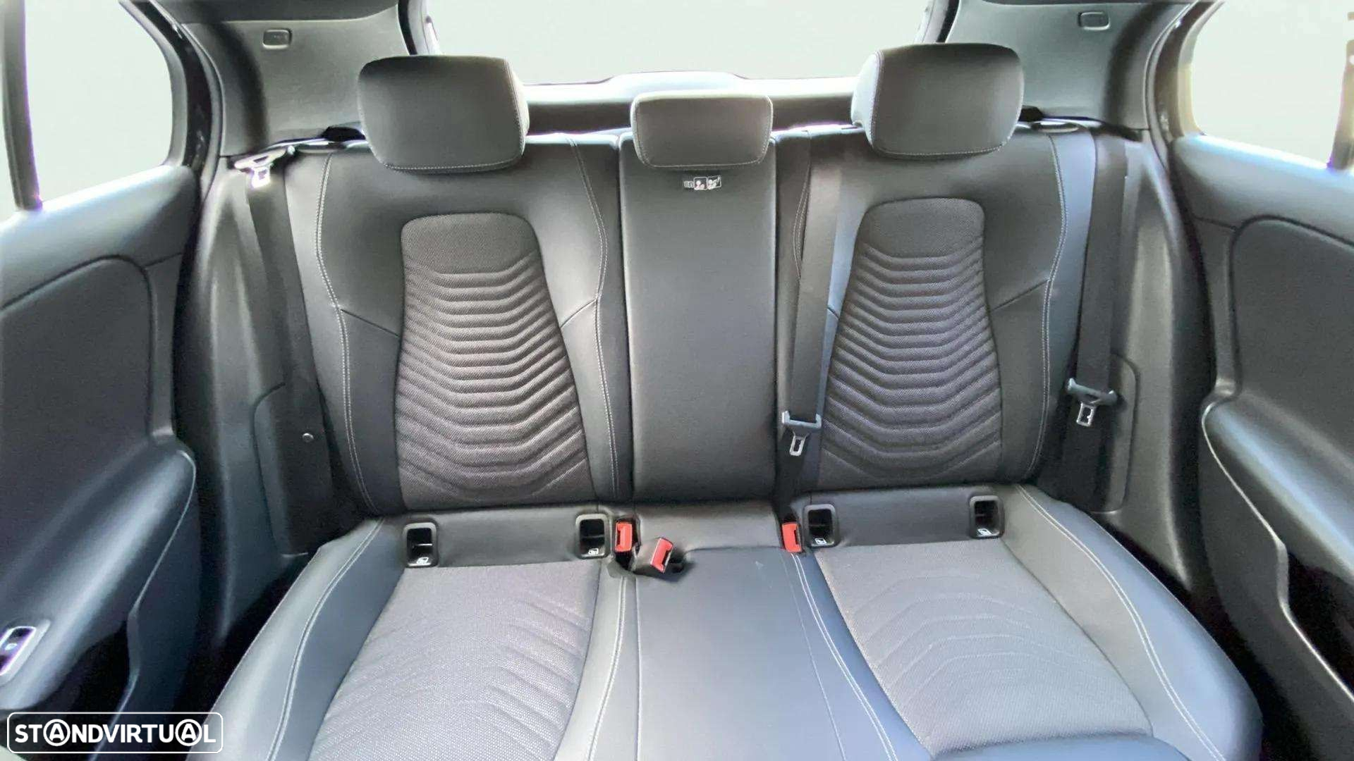 Mercedes-Benz A 160 Progressive - 12
