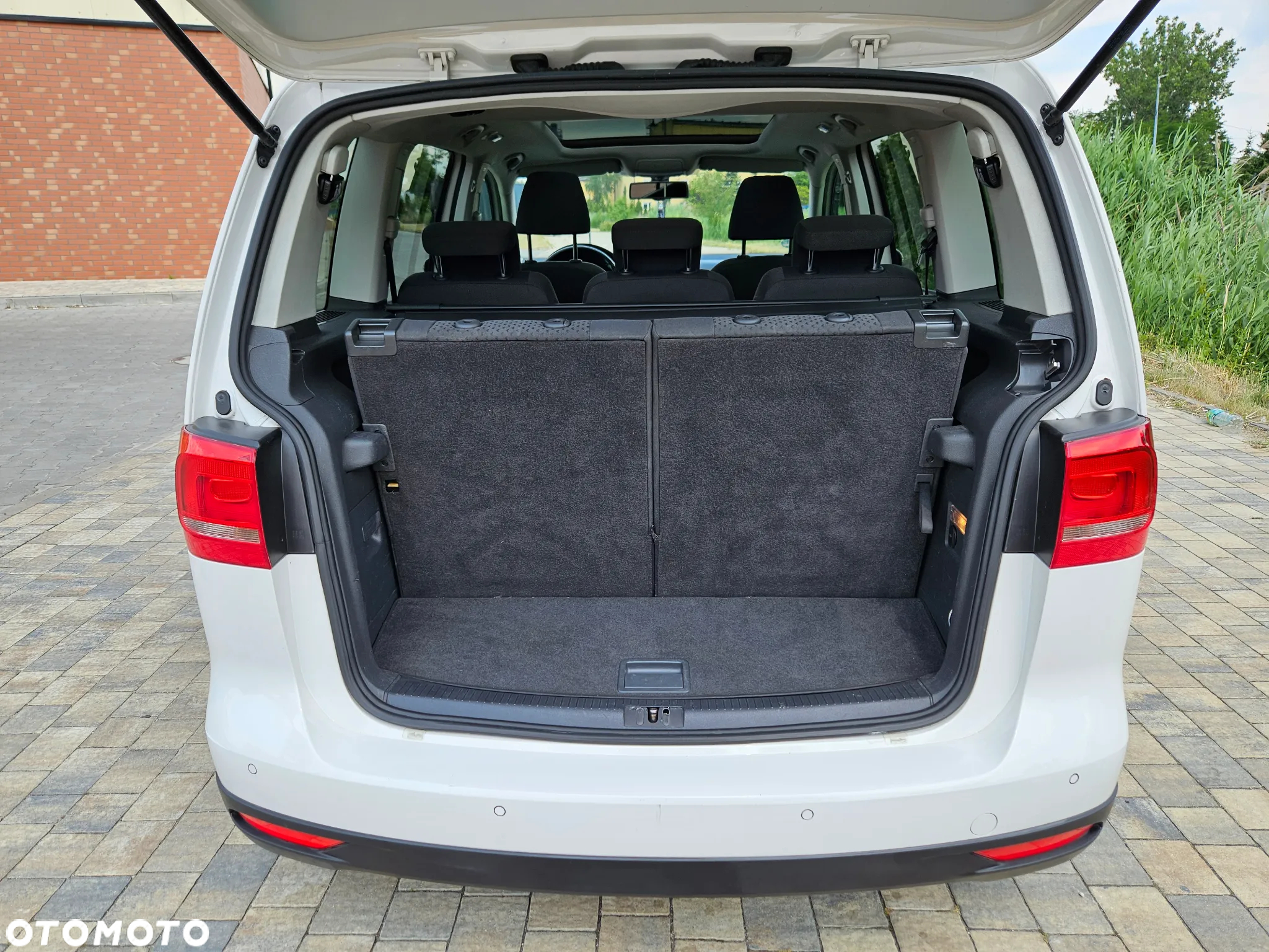 Volkswagen Touran 2.0 TDI DPF Cross DSG - 30