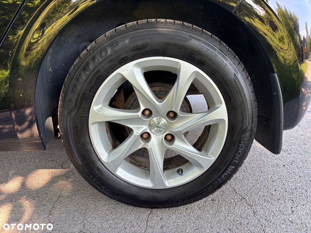 Peugeot 208 1.2 PureTech Style - 20