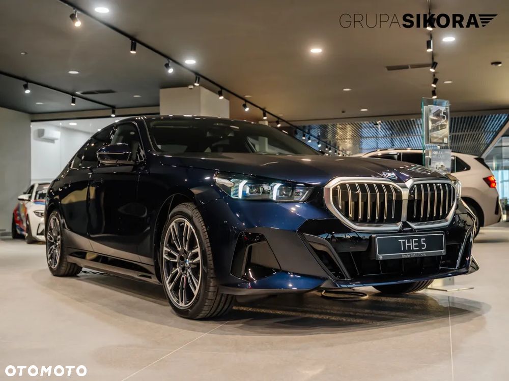 BMW Seria 5 550e xDrive PHEV M Sport - 1